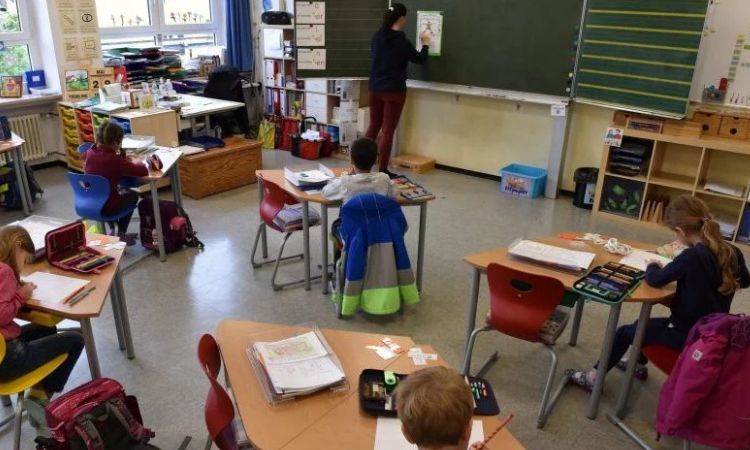 Pros And Cons Of Shorter School Days