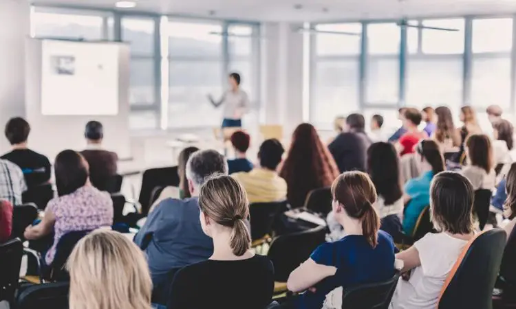 Pros And Cons Of Beginning Work Directly After High School