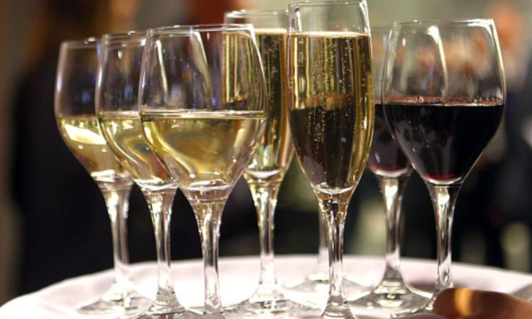 Pros And Cons Of Raising The Drinking Age To 21 In Australia