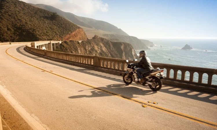 Pros And Cons Of Stretching A Motorcycle