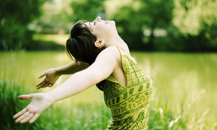Pros and Cons of Being a Woman